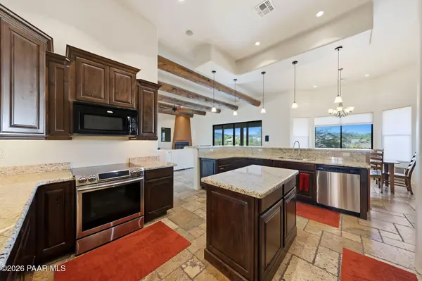 3211 W Horizon DR, Phoenix, AZ 85086
