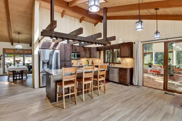 2306 S Carnine Ct, Spokane Valley, WA 99037