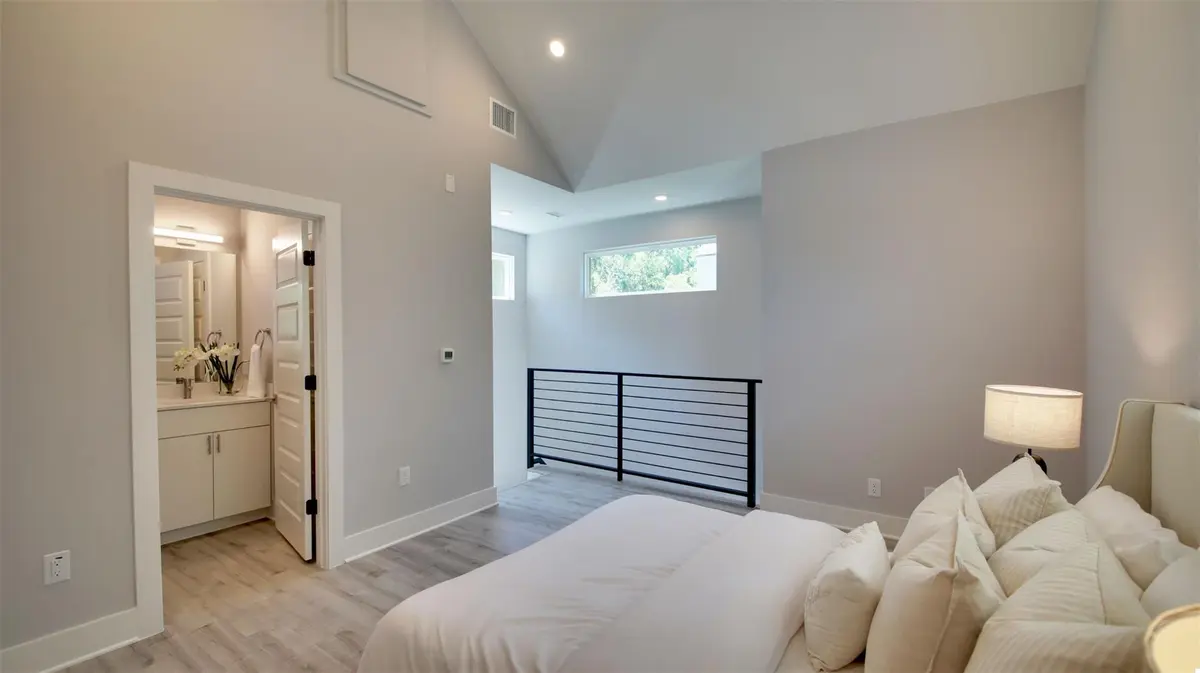 7601 Carver Ave #2, Austin, TX 78752
