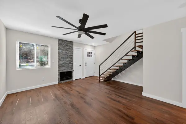 1402 Southport DR, Austin, TX 78704