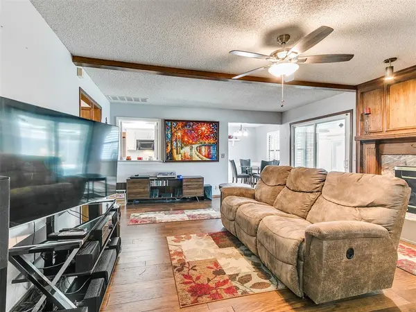 8209 N Bridgeport LN, Bethany, OK 73008
