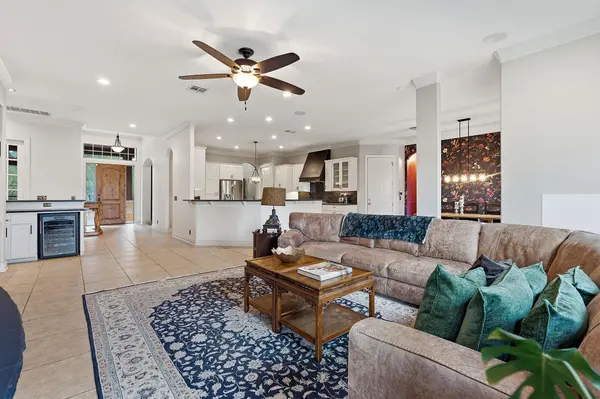 607 Saddlehorn DR, Dripping Springs, TX 78620