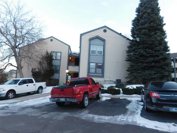 447 S Memphis #8,  Aurora,  CO 80017