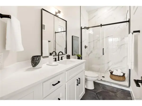 4025 Jason #204, Denver, CO 80211