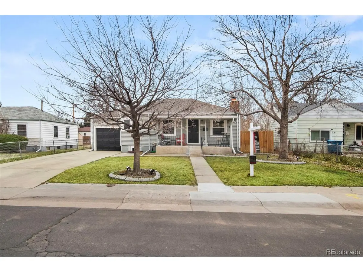 1954 Macon, Aurora, CO 80010