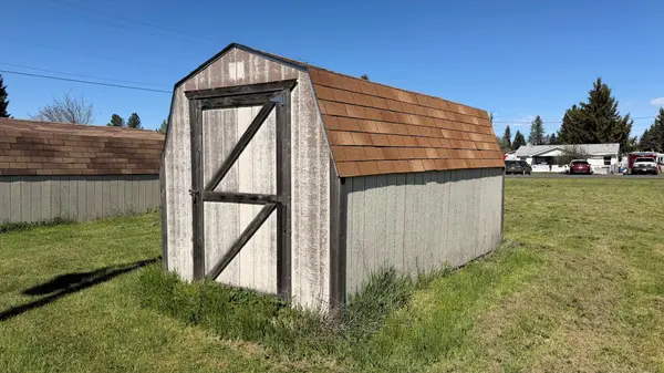 000 Adams St, Davenport, WA 99122