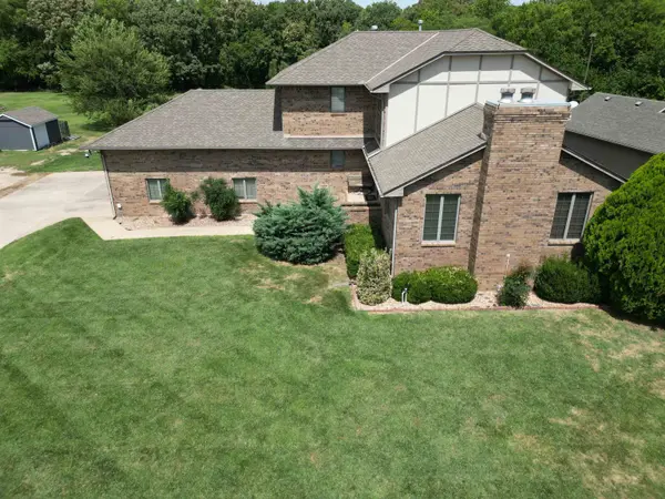 1418 E Kay St, Derby, KS 67037