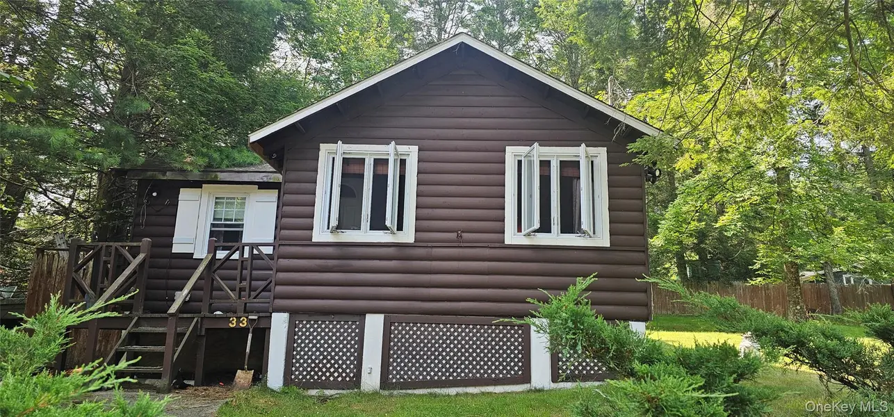 33 W Delaware PL, Bethel, NY 12720