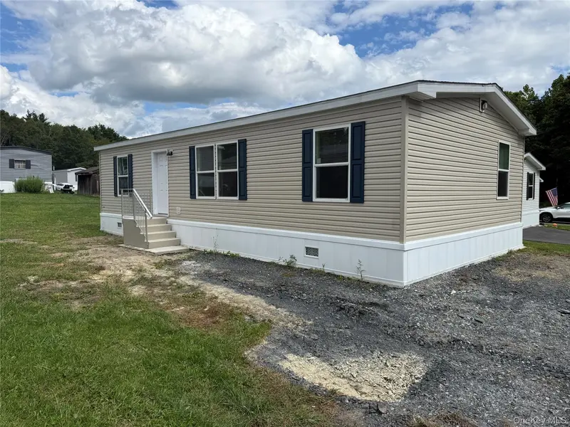 16 SHORE LN, Burlingham, NY 12722