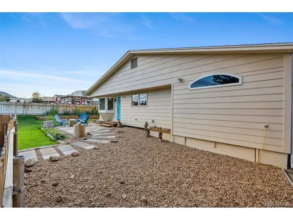 15995 S Golden, Golden, CO 80401