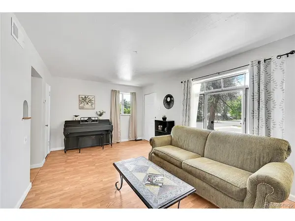 1200 Chester, Aurora, CO 80010