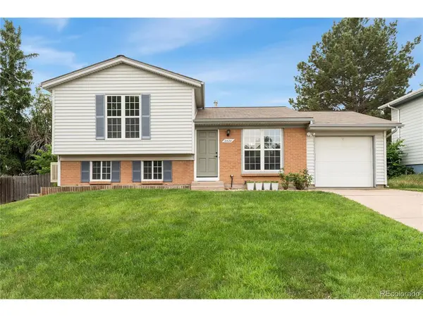 2424 S Memphis, Aurora, CO 80013
