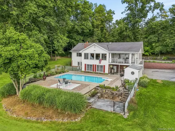 38 Shore DR, Blooming Grove, NY 10914