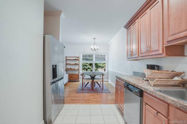 26 Winhaven CT, Highland Falls, NY 10928