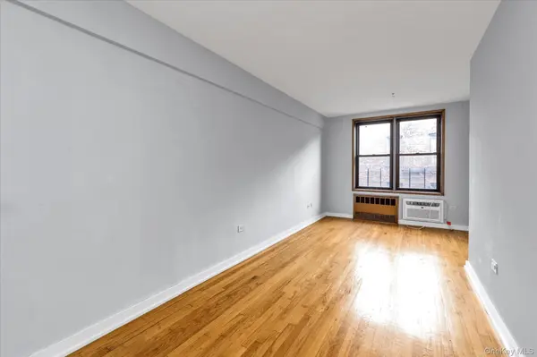 41-31 51 ST #4A, Woodside, NY 11377