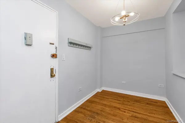 41-31 51 ST #4A, Woodside, NY 11377