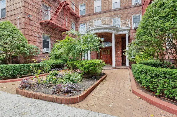 111-39 76th RD #D8, Forest Hills, NY 11375