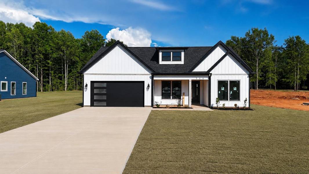 224 Sand Clay RD, Chesnee, SC 29323