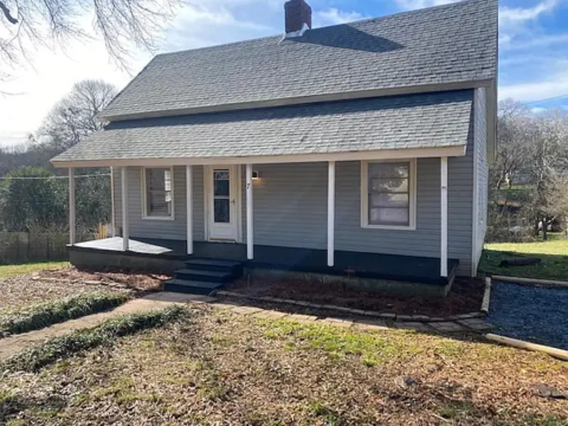 7 Spruce ST, Startex, SC 29377