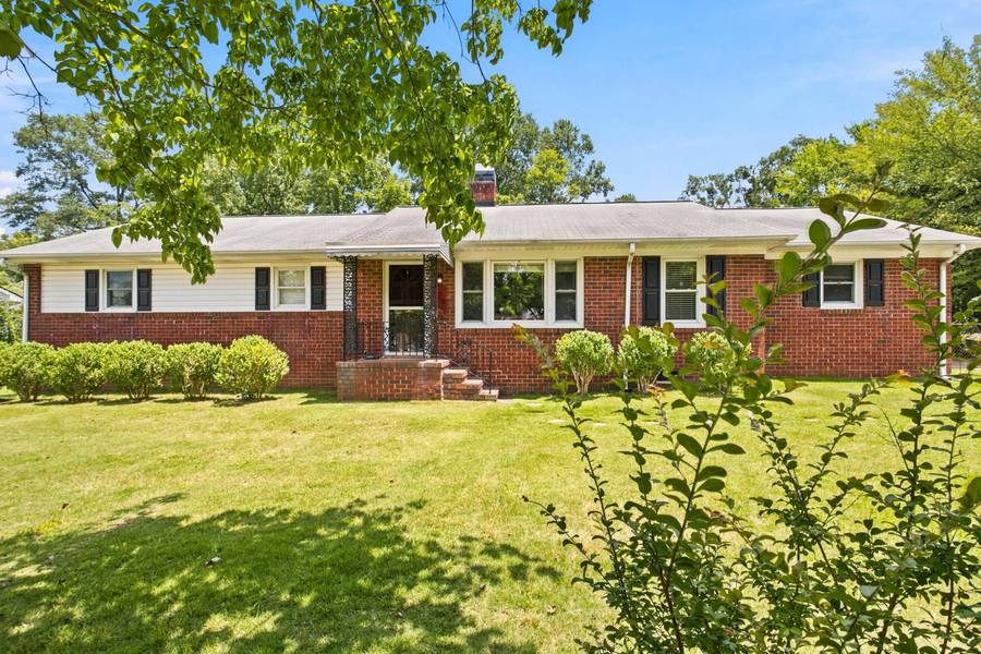 229 Mohawk DR, Spartanburg, SC 29301