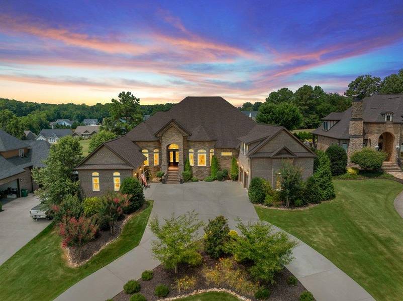 504 World Tour DR, Inman, SC 29349