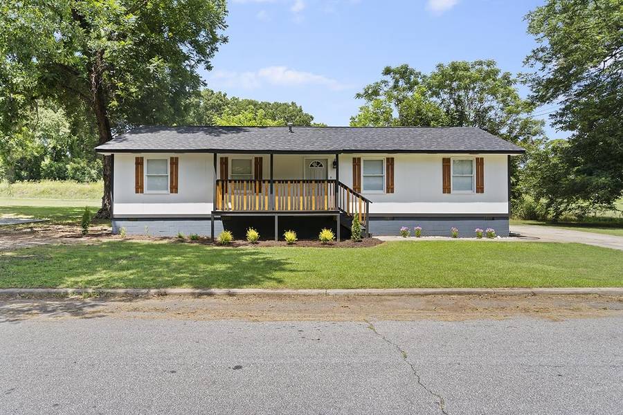 709 Quarry ST, Anderson, SC 29624