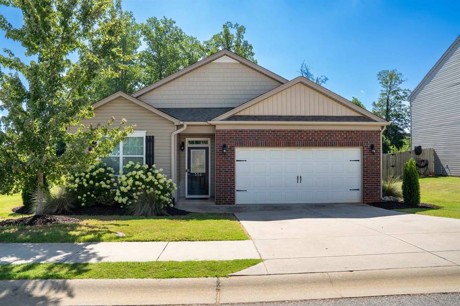 554 Friar Park LN, Lyman, SC 29365