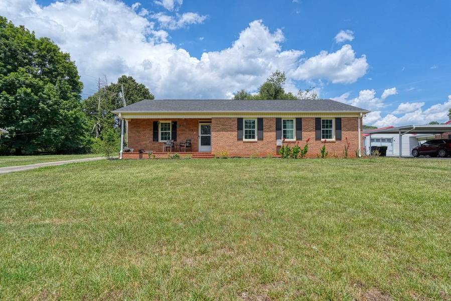 112 Cardinal AVE, Inman, SC 29349