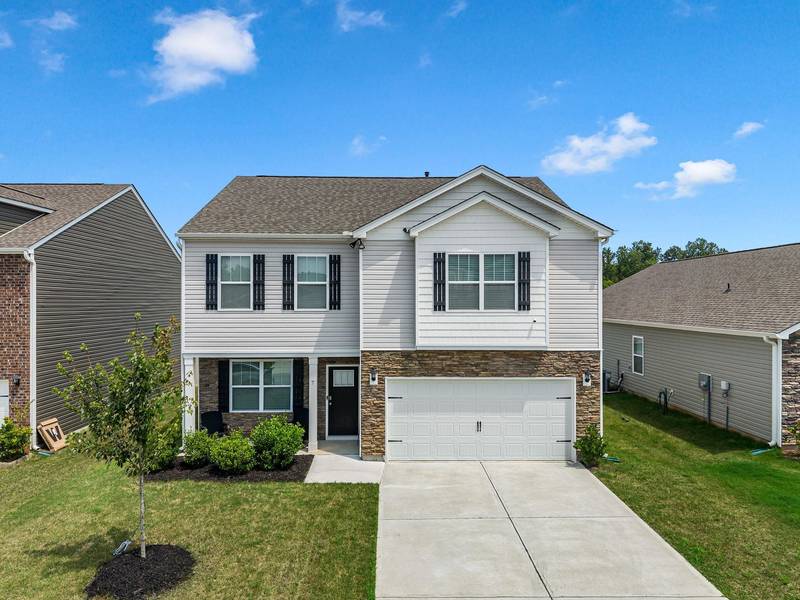 7 Plumwood ST, Simpsonville, SC 29680