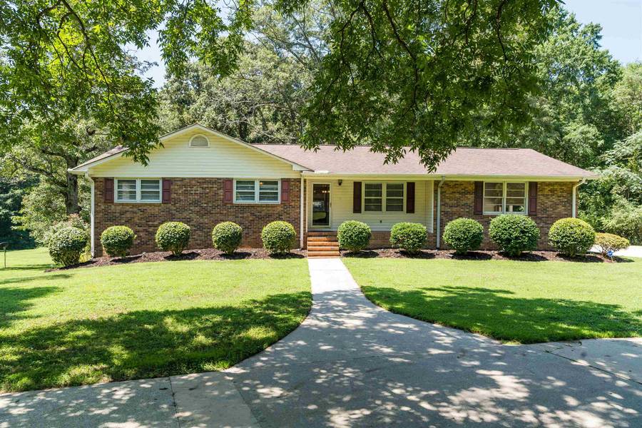 151 Hillandale Ln LN, Pacolet, SC 29372