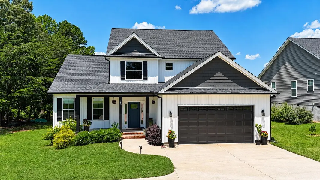 755 Landrum Mill RD, Landrum, SC 29356