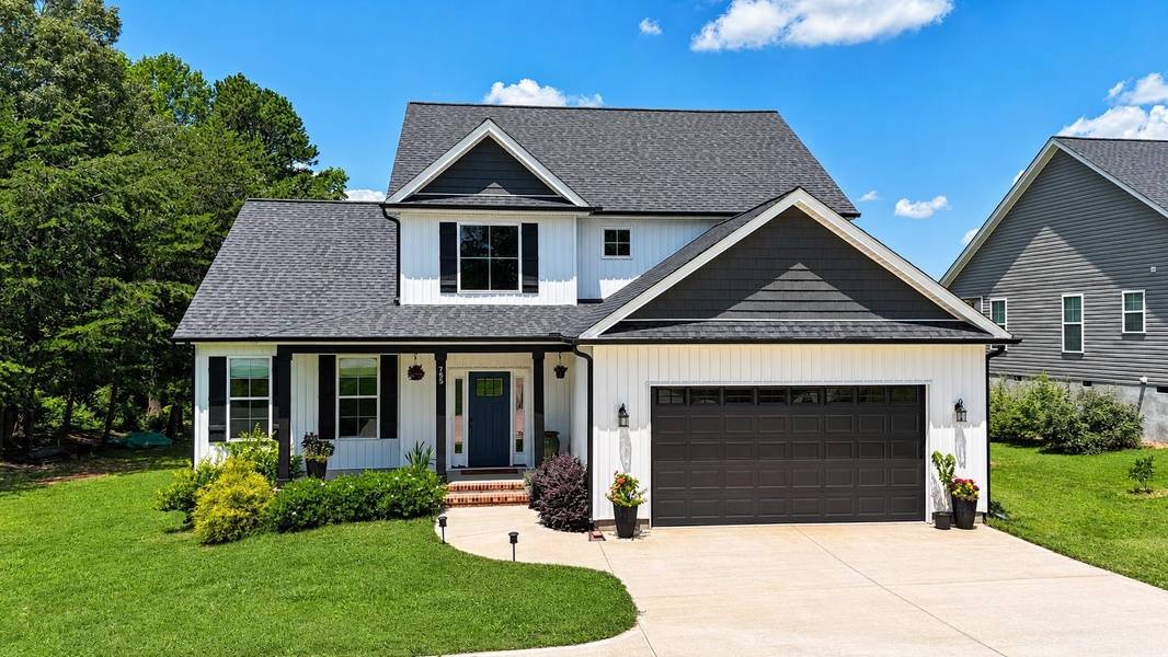 755 Landrum Mill RD, Landrum, SC 29356