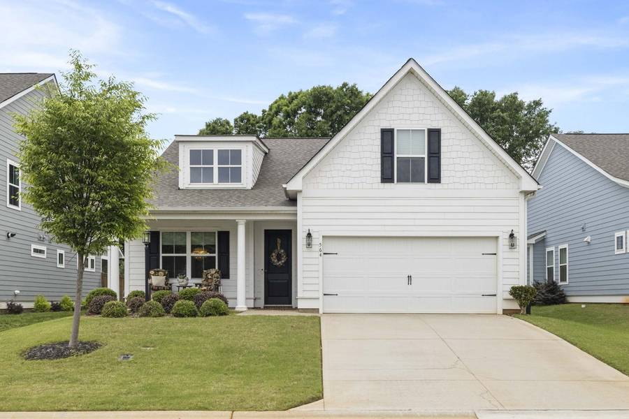 564 Backacre CT, Greer, SC 29651