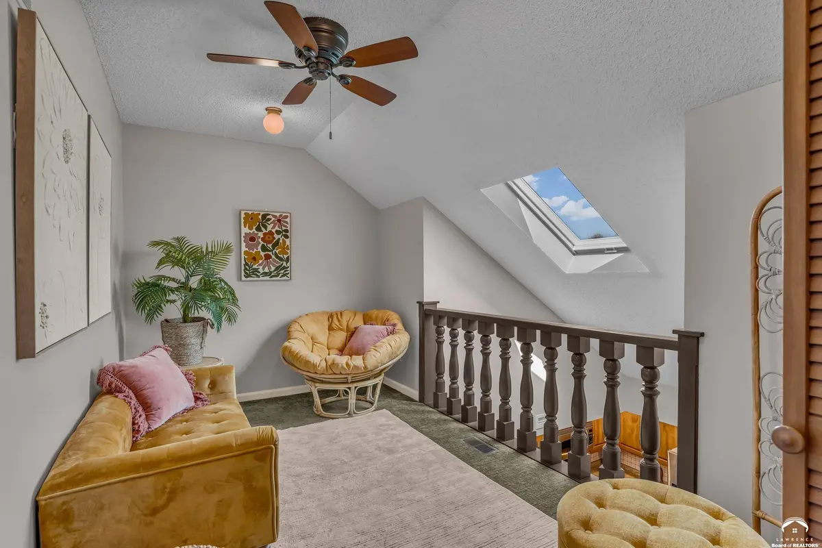 3403 Seminole DR, Lawrence, KS 66047
