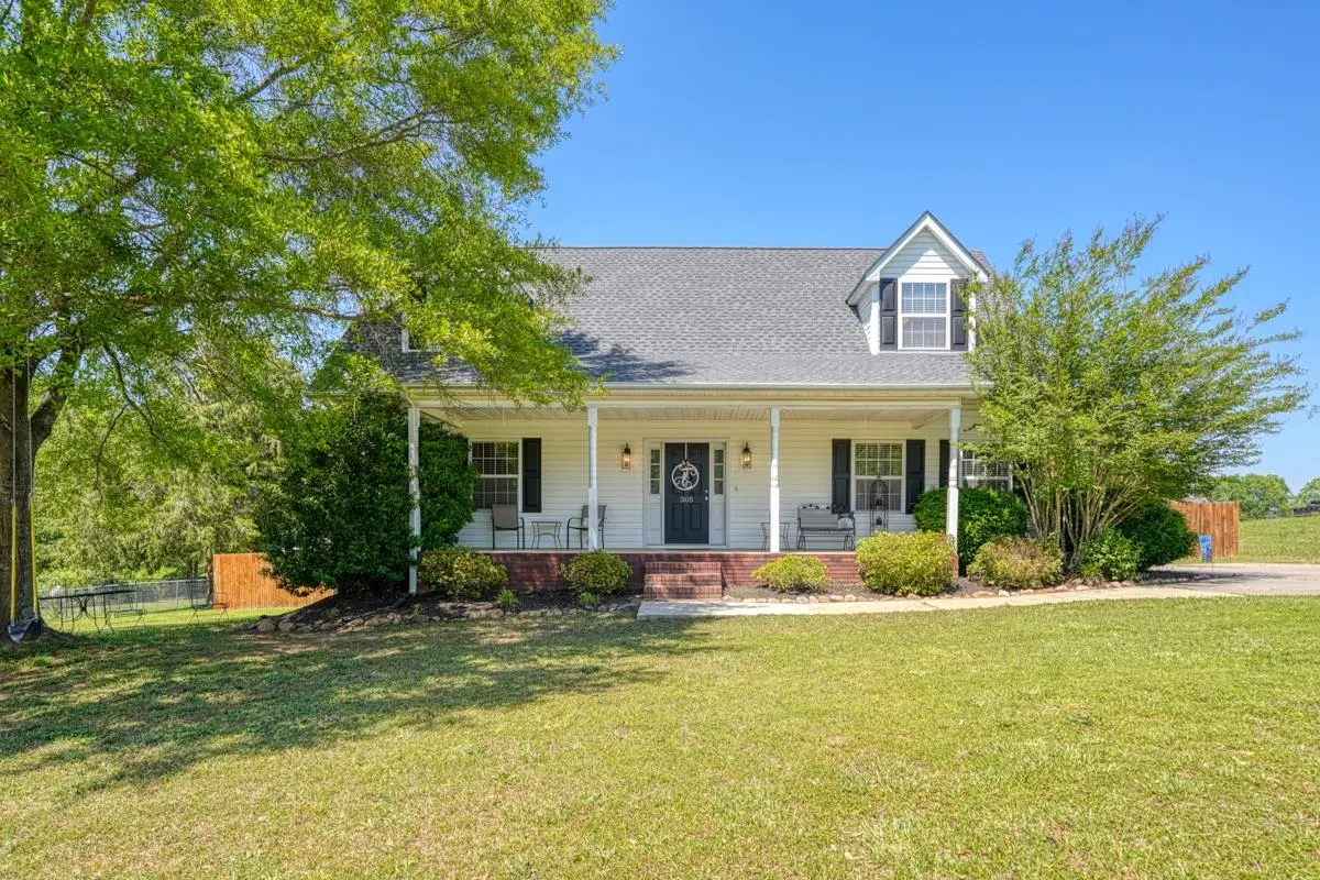 305 Silas CT, Woodruff, SC 29388