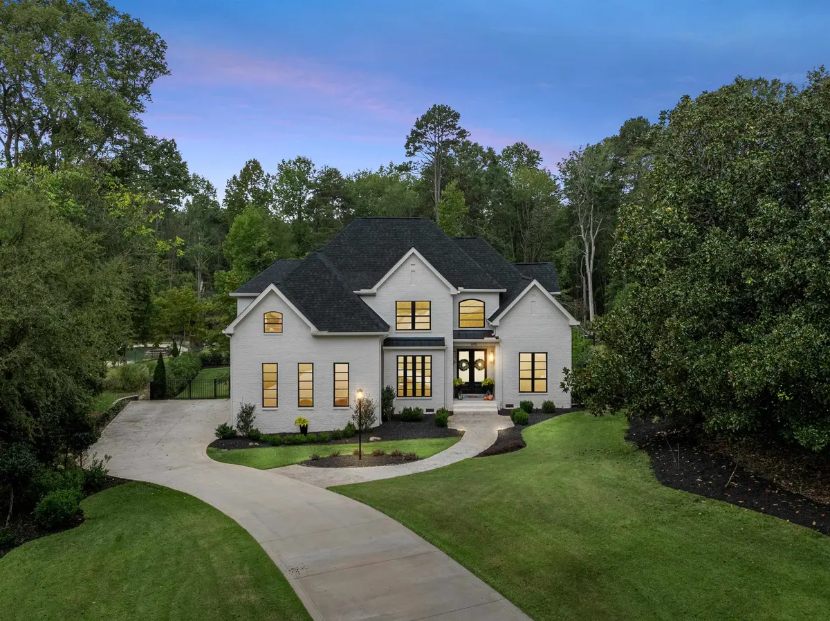 645 Innisbrook Ln, Spartanburg, SC 29306