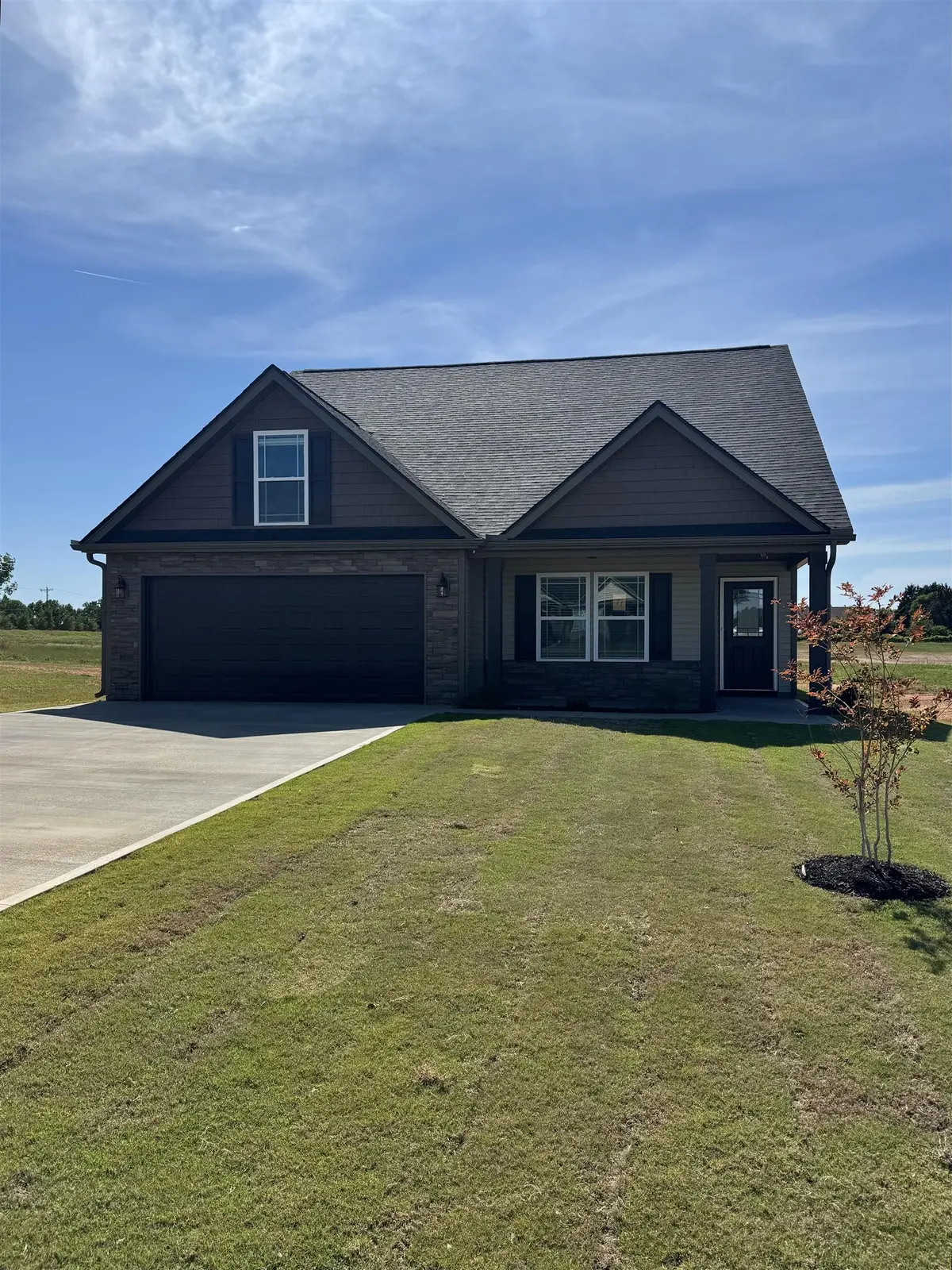 111 Crooked Tree DR, Gaffney, SC 29341
