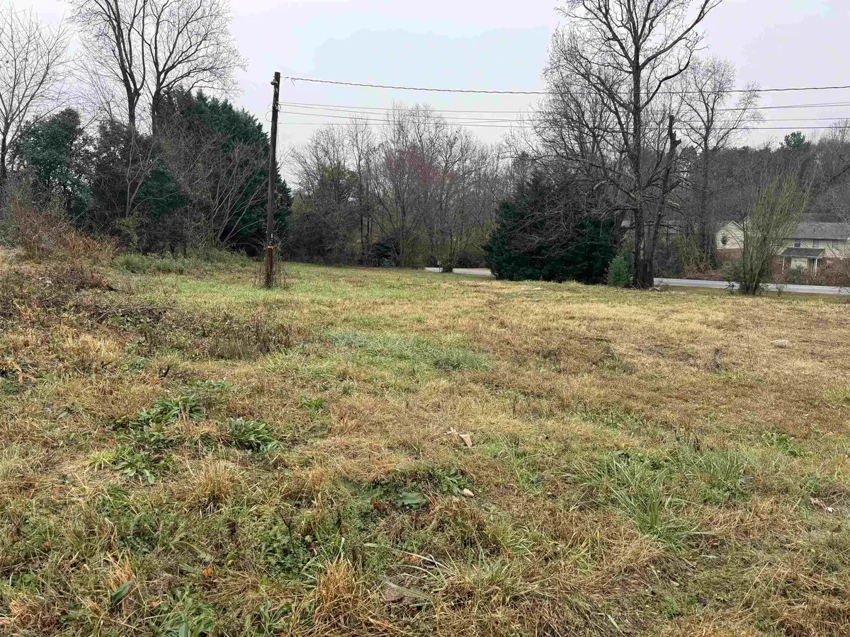 221 N Main ST, Inman, SC 29349-9444