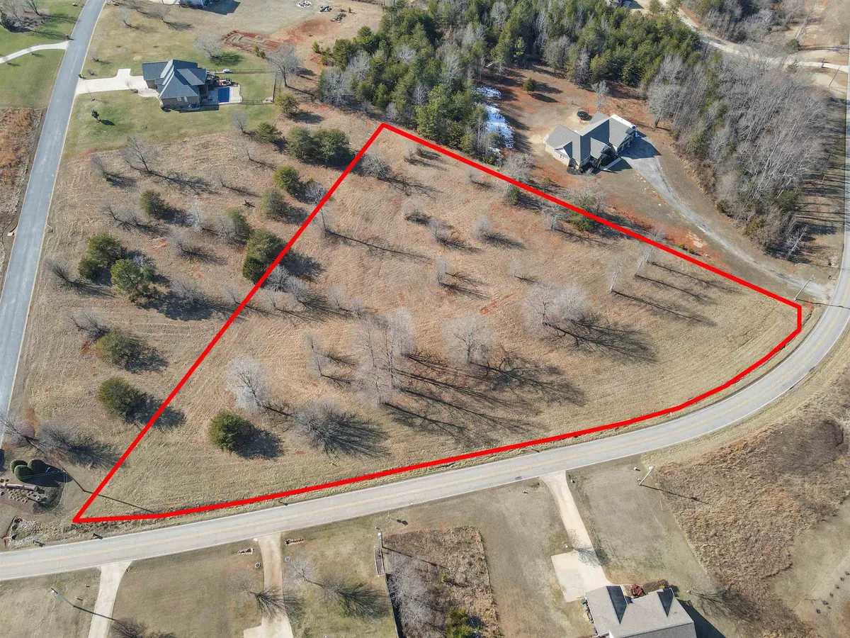901 Peachtree RD, Chesnee, SC 29323
