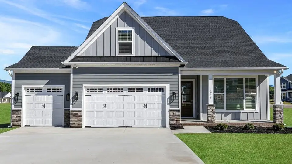 1250 Clearbrook LN, Campobello, SC 29322