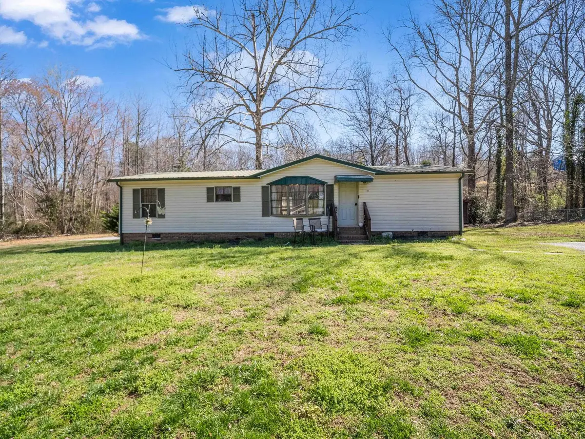 122 Hotel Hill DR, Landrum, SC 29356