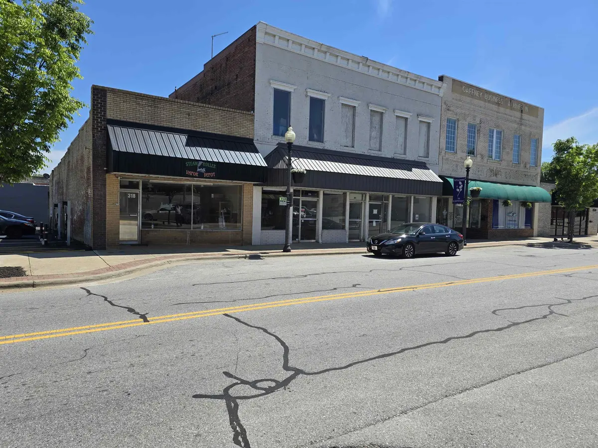 314,316,318 N Limestone ST, Gaffney, SC 29340