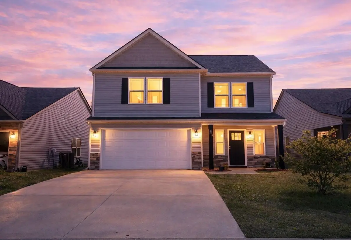 831 John Weaver TRCE, Inman, SC 29349