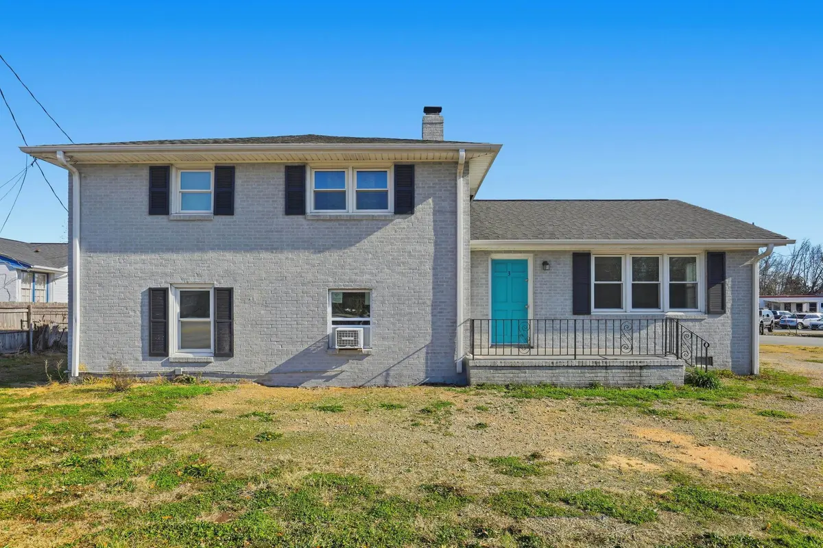 3 Rangeview CIR, Greenville, SC 29617-3161