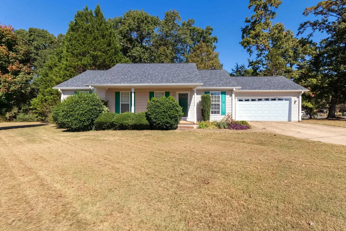 132 HIGH MEADOWS LN, Greer, SC 29651