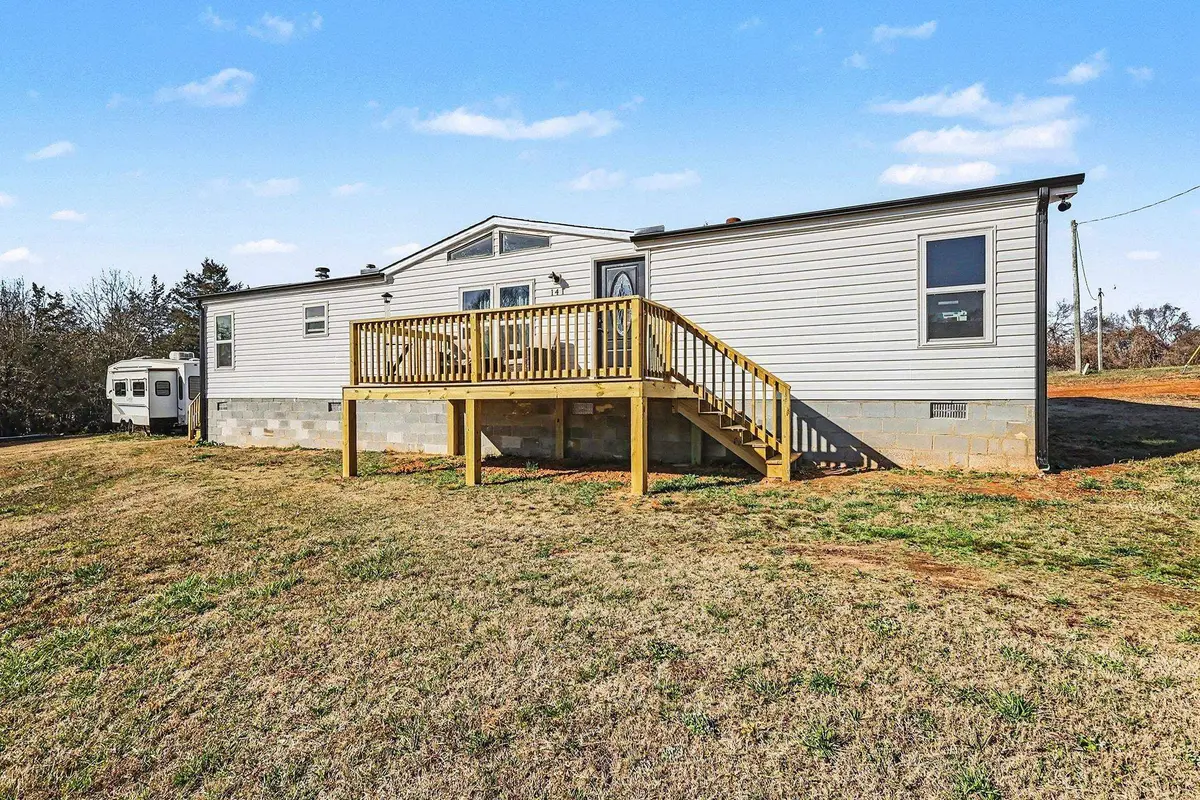 141 Dogwood DR, Jonesville, SC 29353