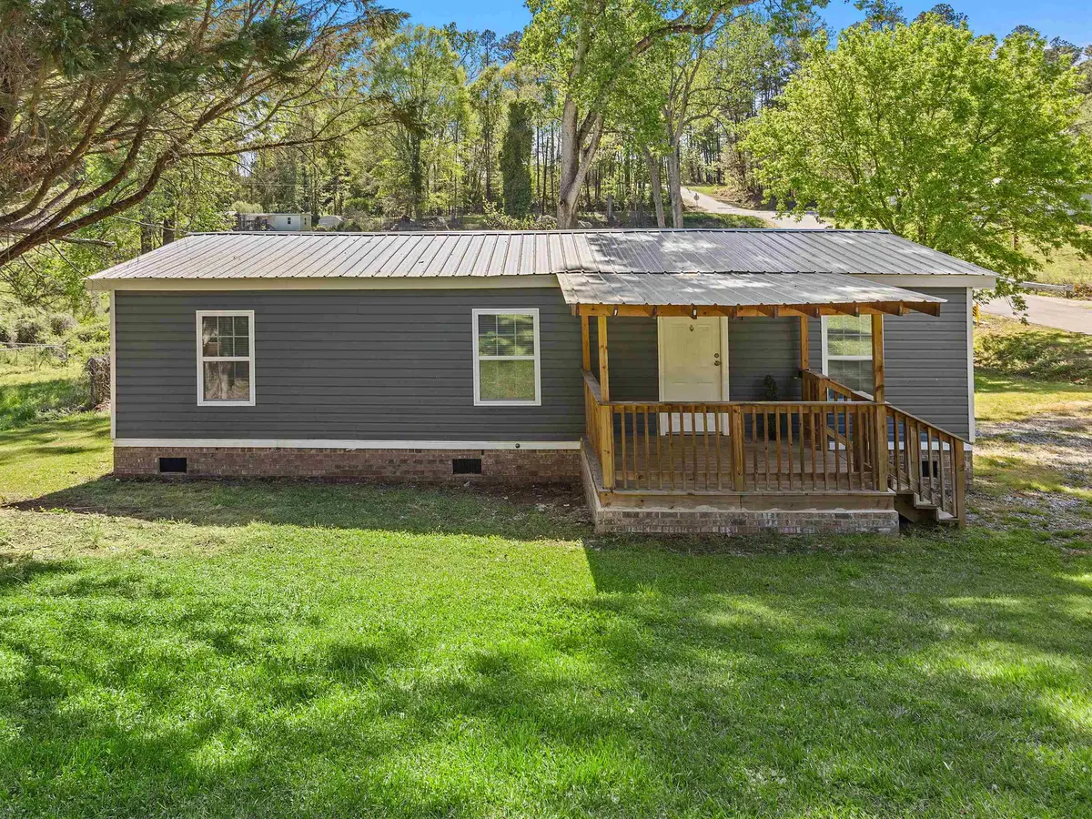 100 Marie DR, Roebuck, SC 29376-2817