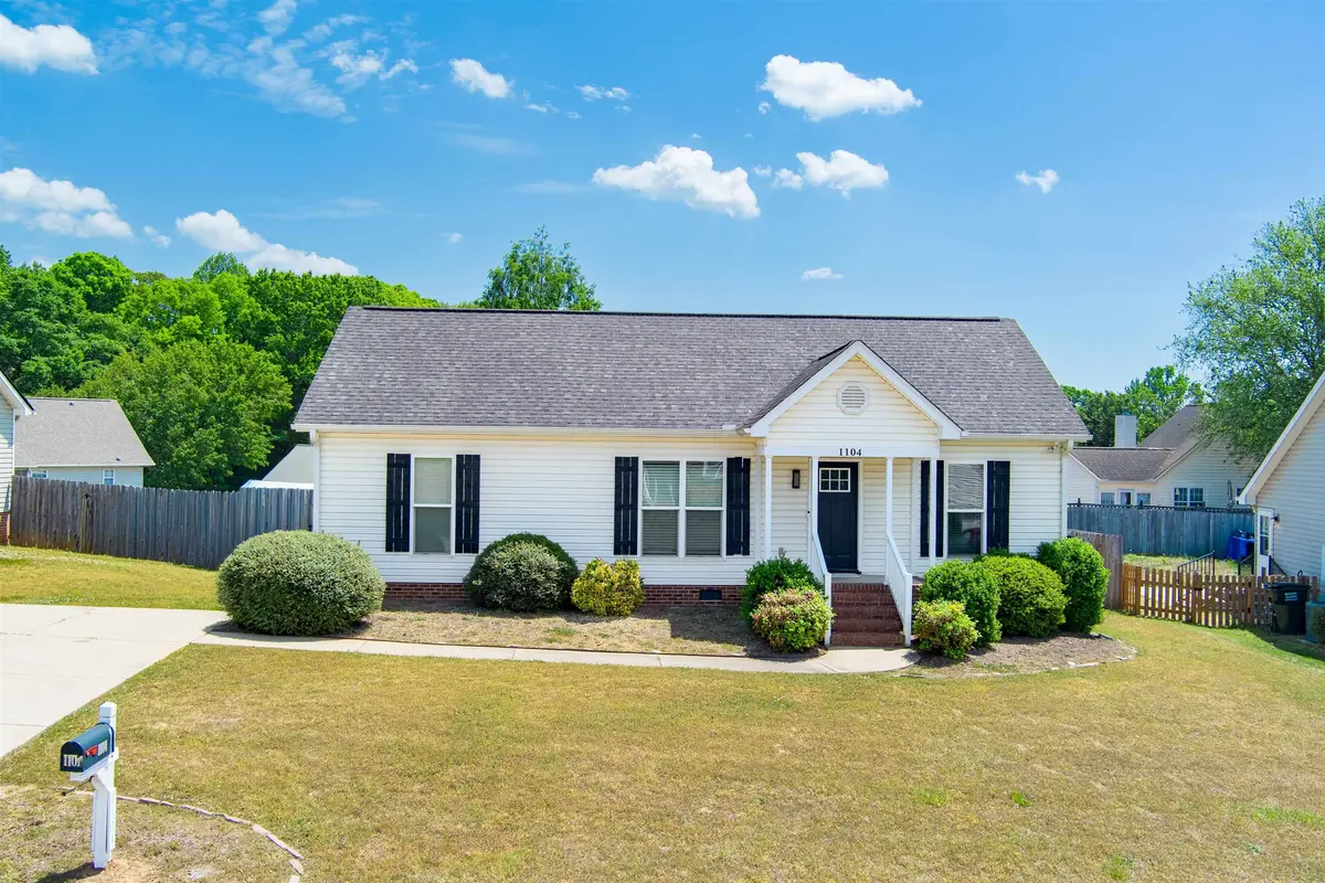 1104 Dunwoody DR, Simpsonville, SC 29681