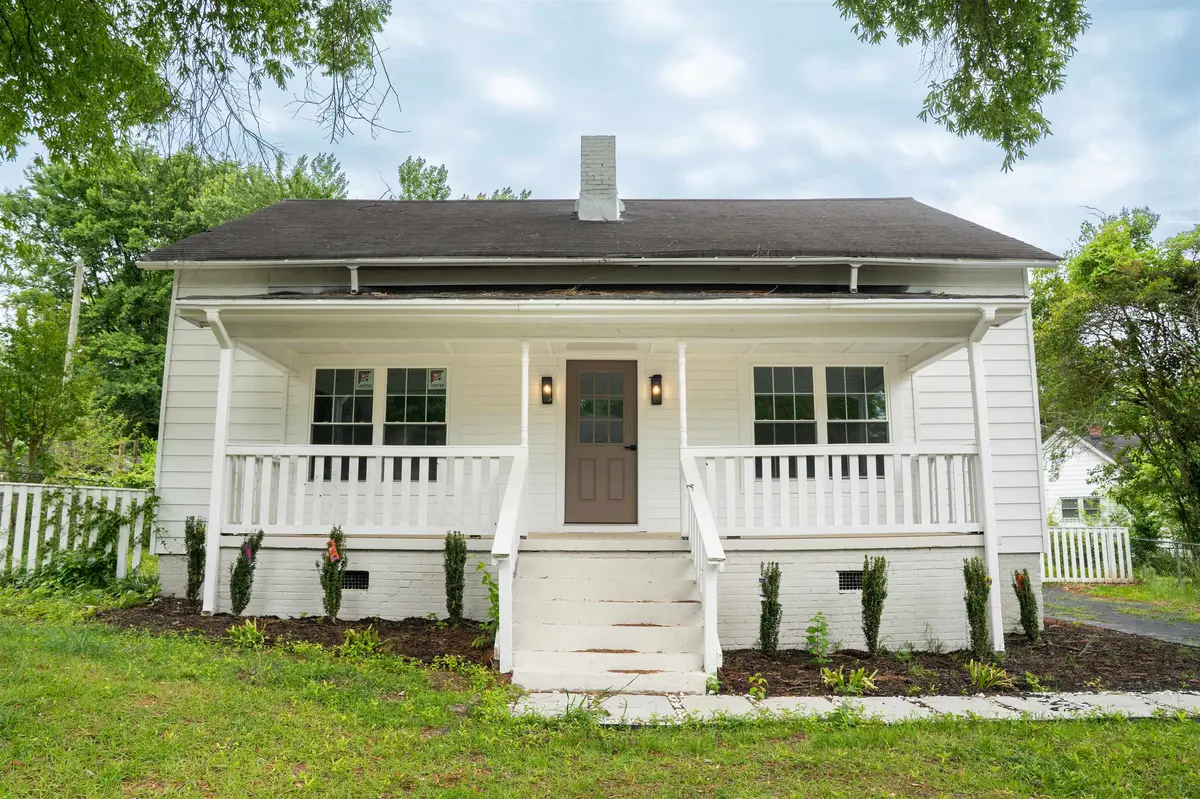 41 2nd ST, Greenville, SC 29611