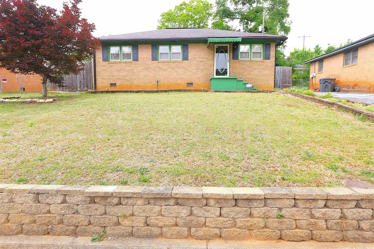 127 Norris CT, Spartanburg, SC 29306